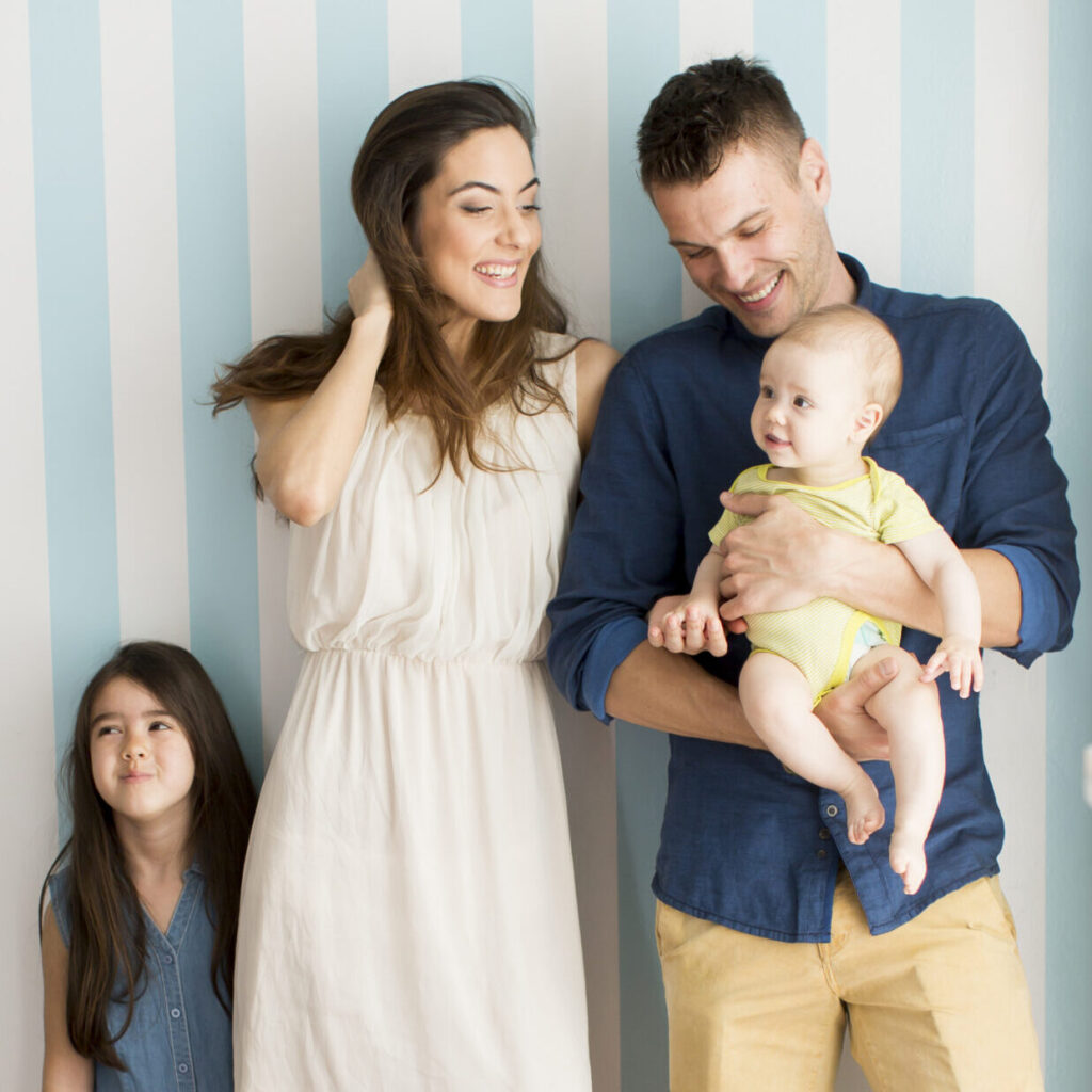 Happy young family | Sudsies