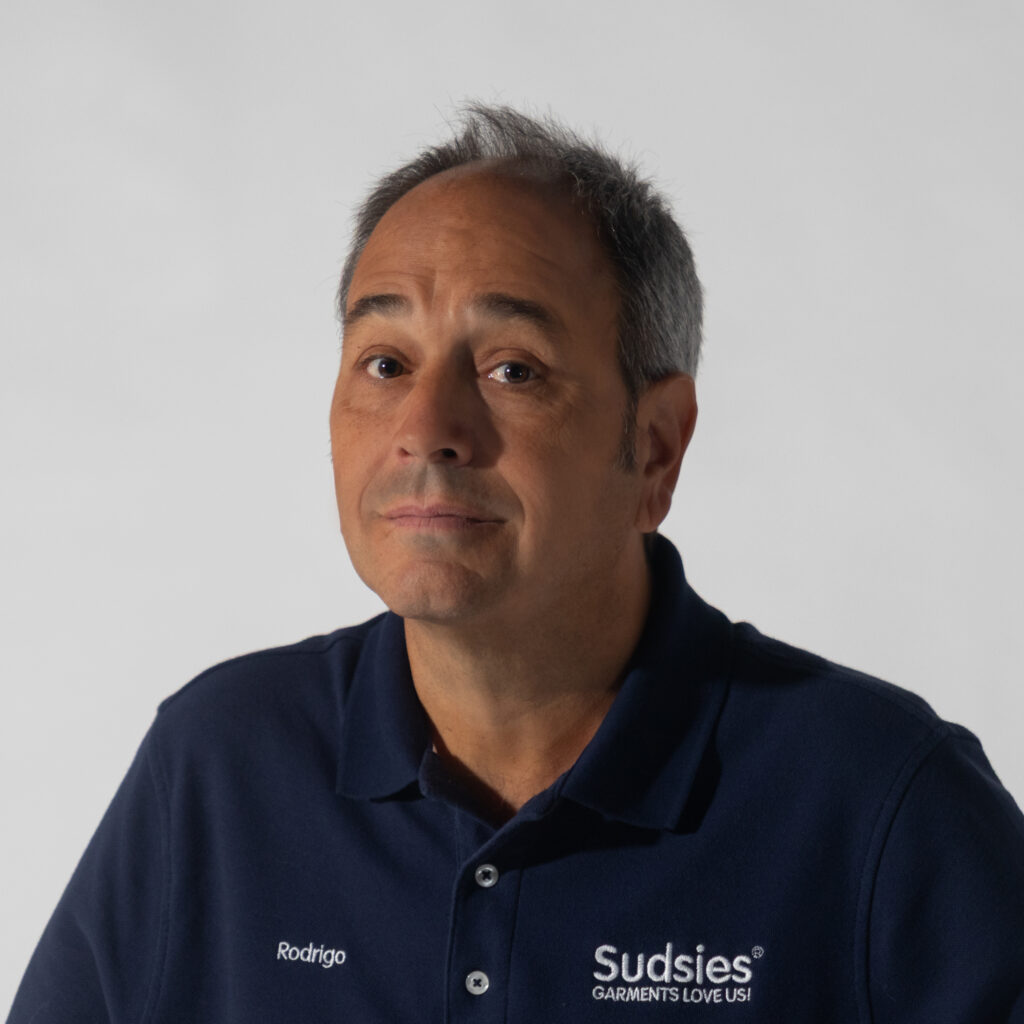 Rodrigo, a Sudsies valet delivering expert garment care across Miami Beach